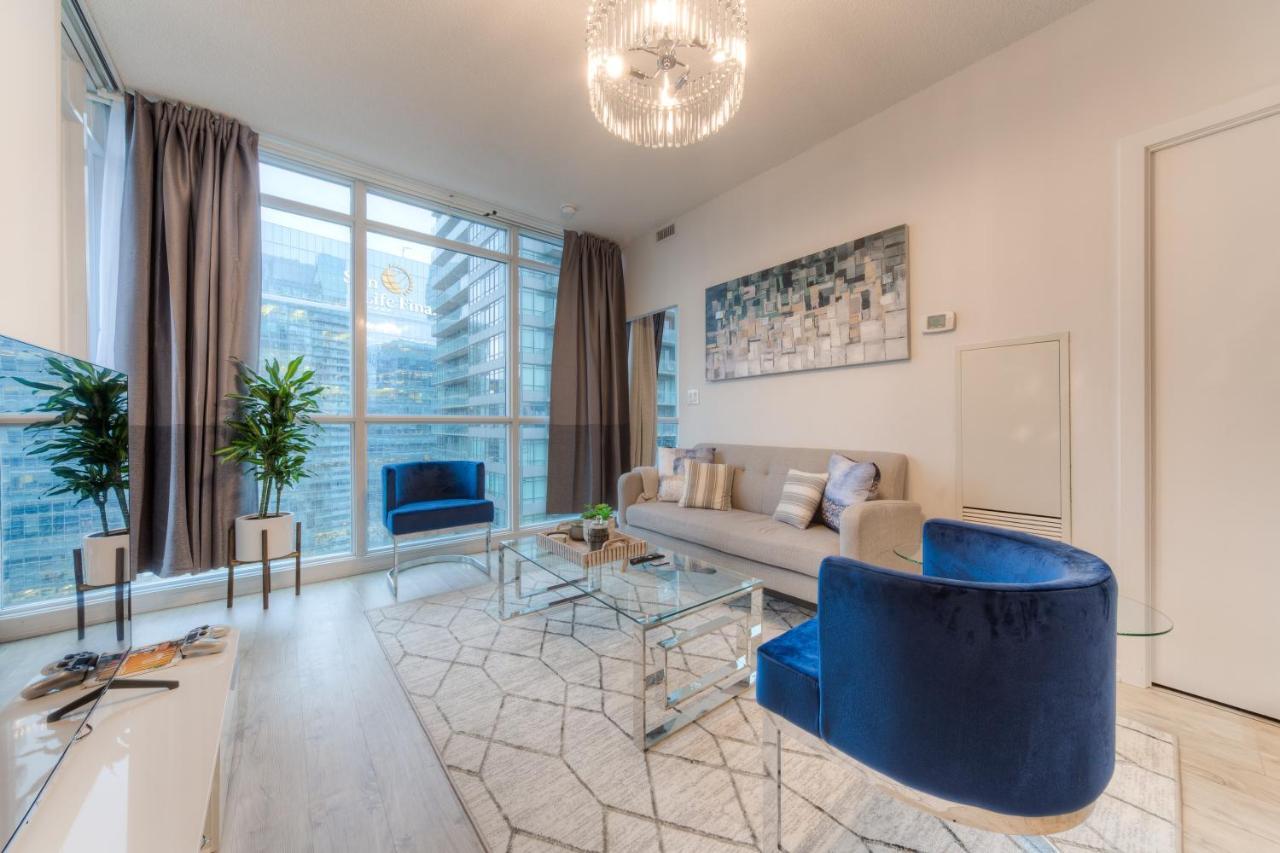 Stylish Newly Furnished Condo With Beautiful Lake View 多伦多 外观 照片