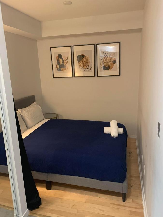 Stylish Newly Furnished Condo With Beautiful Lake View 多伦多 外观 照片